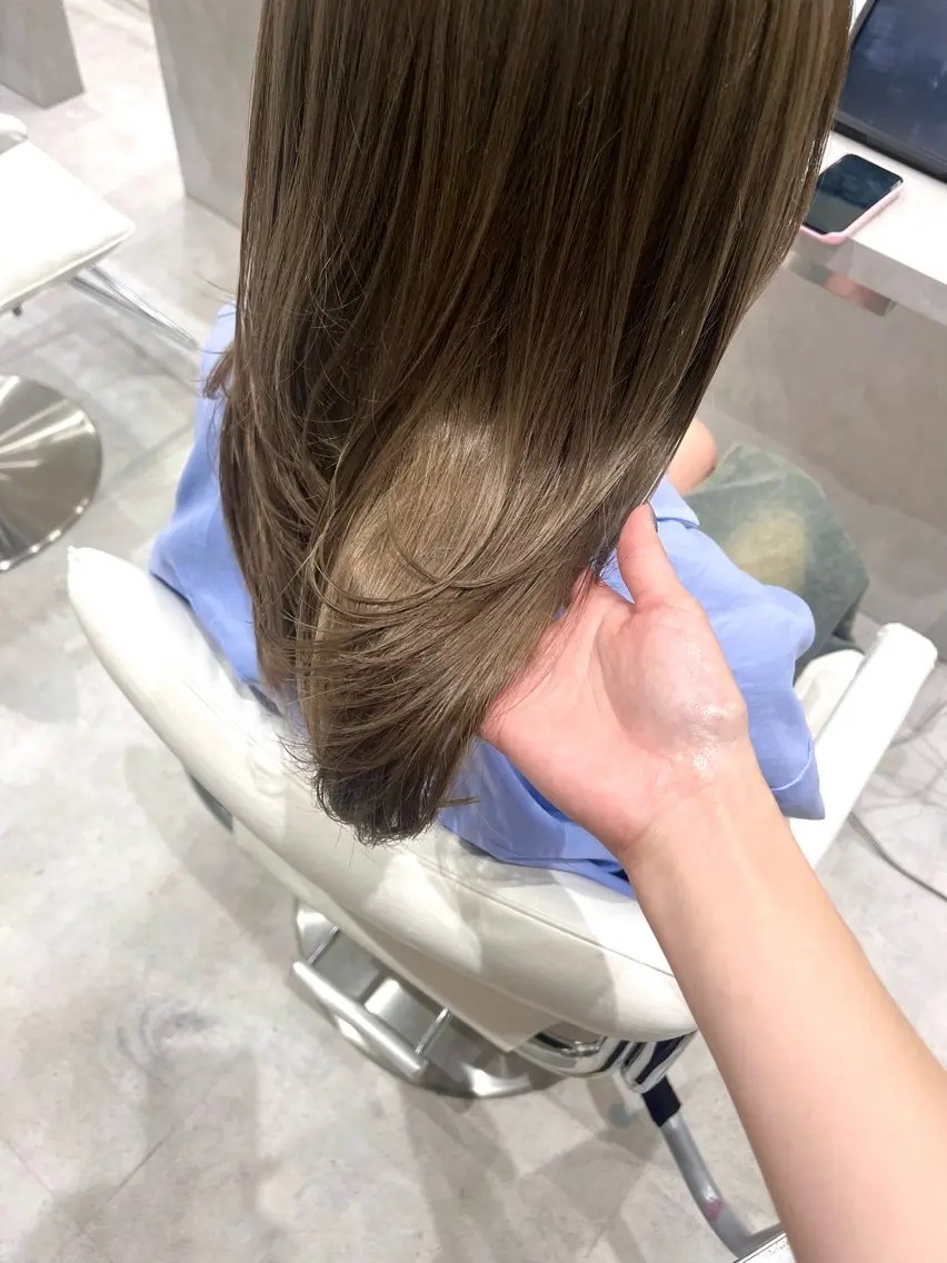 セミロング SAKURA 顔まわり/髪質改善のヘアスタイル