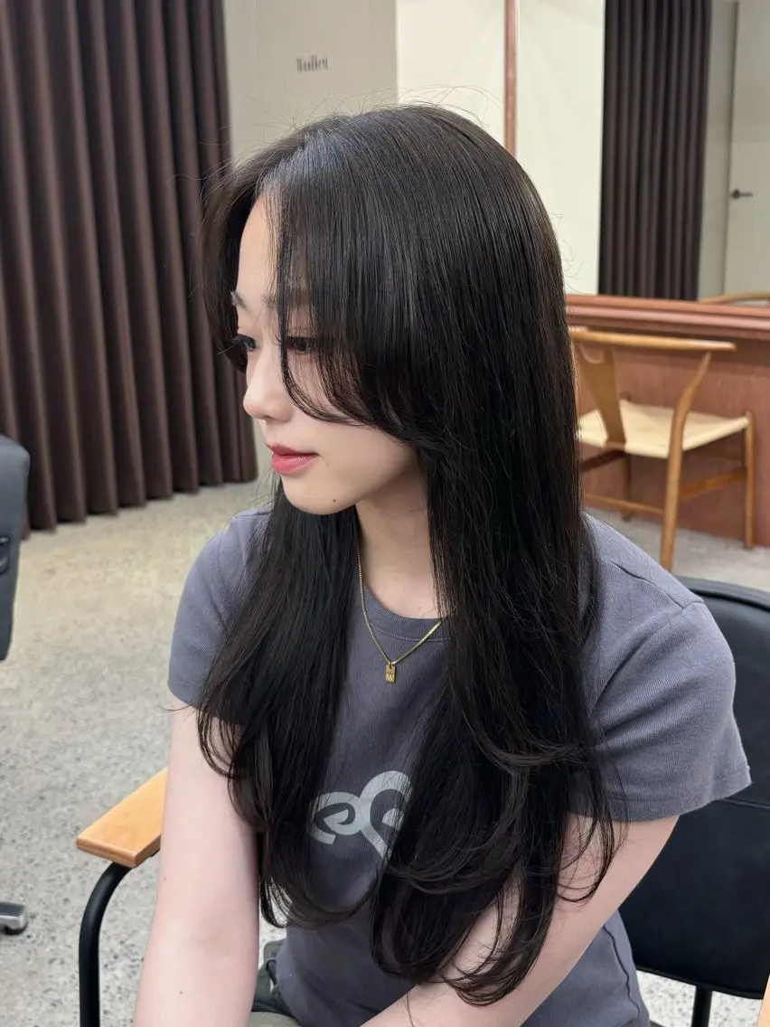 ロング 韓国風ヘア レイヤーカット 韓国ヘア🇰🇷 髪質改善✨️-裕人-のヘアスタイル