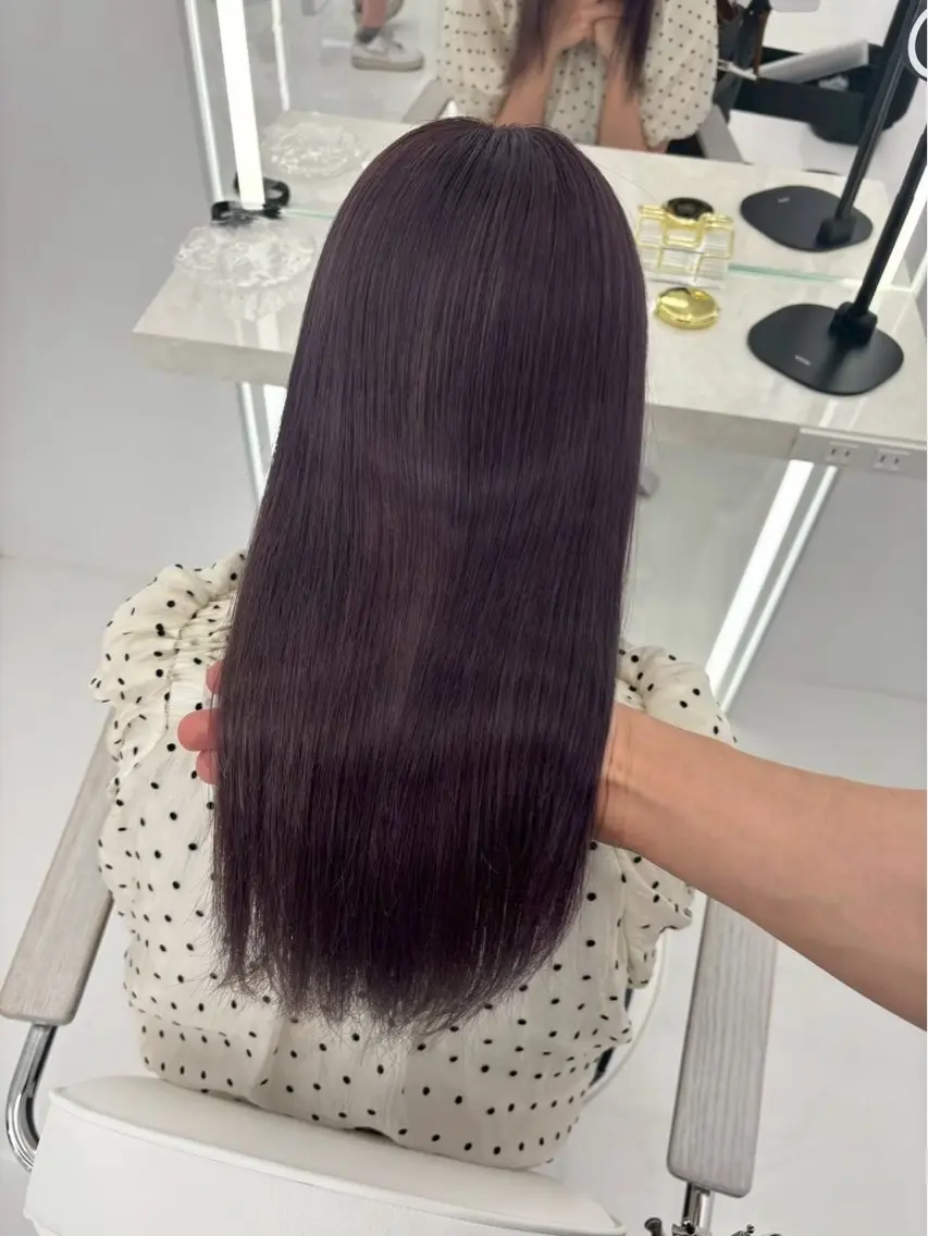 ロング カラー 赤み消し艶カラー🩵 前髪顔周り あやなのヘアスタイル