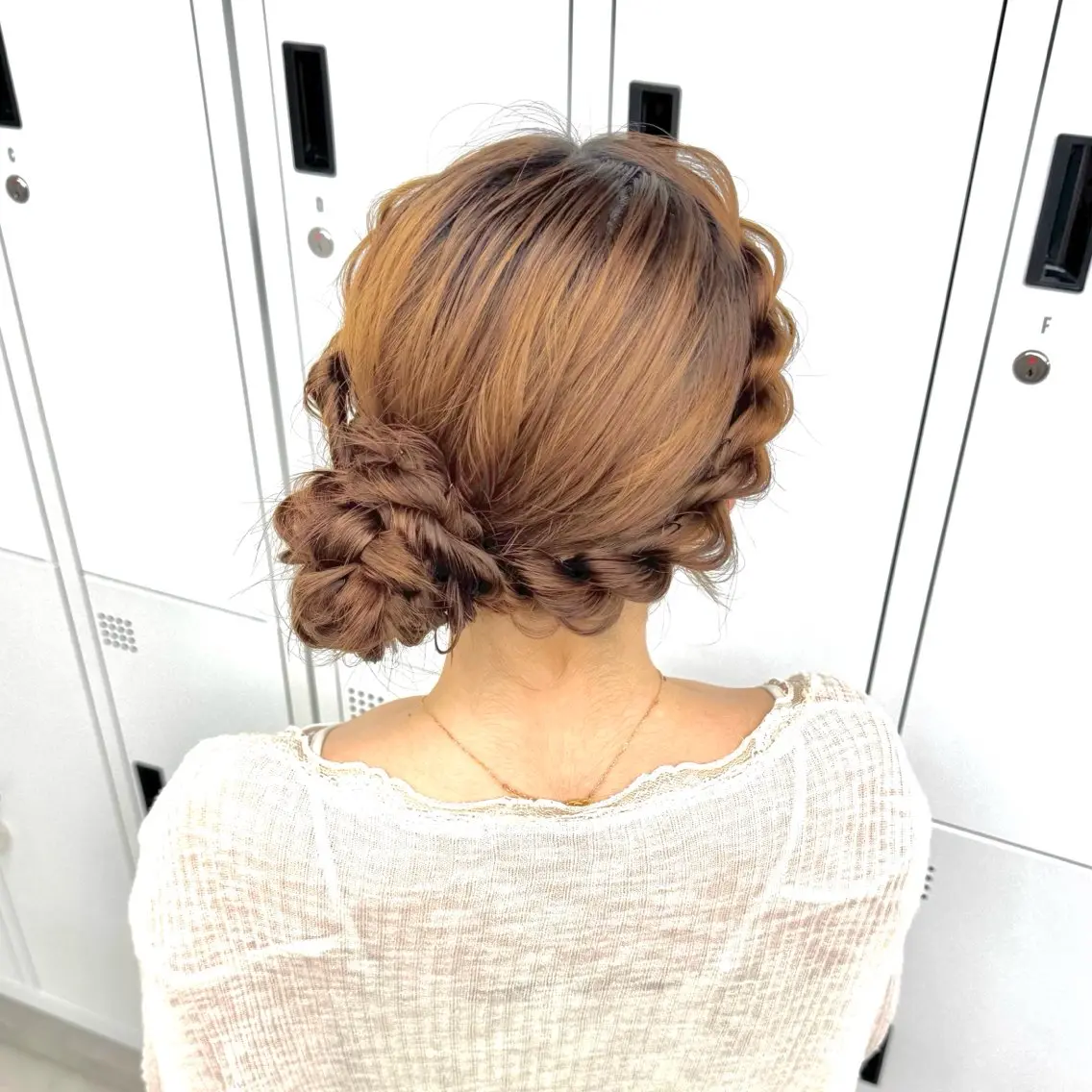 ロング ヘアアレンジ ヘアセット ヘアメ🎀ハイトーン 🩵エクステ🪄しほのヘアスタイル