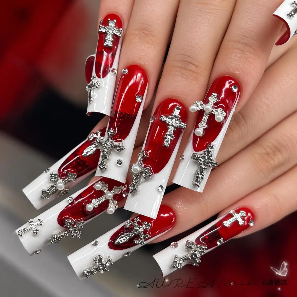 ネイル アートネイル ボルドー 長さ出し ハロウィン キラキラネイル ハンドネイル H-nail ロング/3D/Y2Kのネイルデザイン
