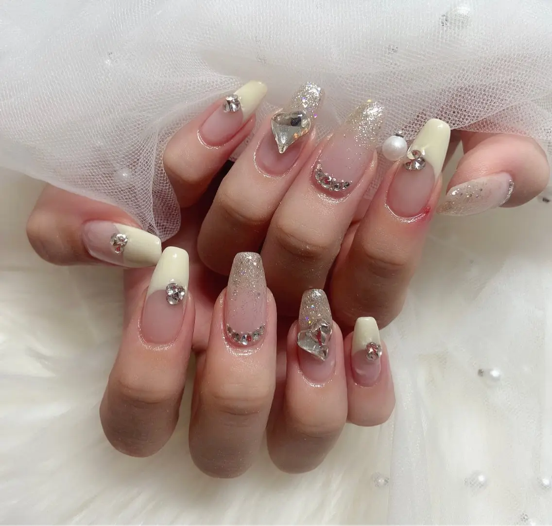 ネイル ハンドネイル ＆ME アンドミーのネイルデザイン