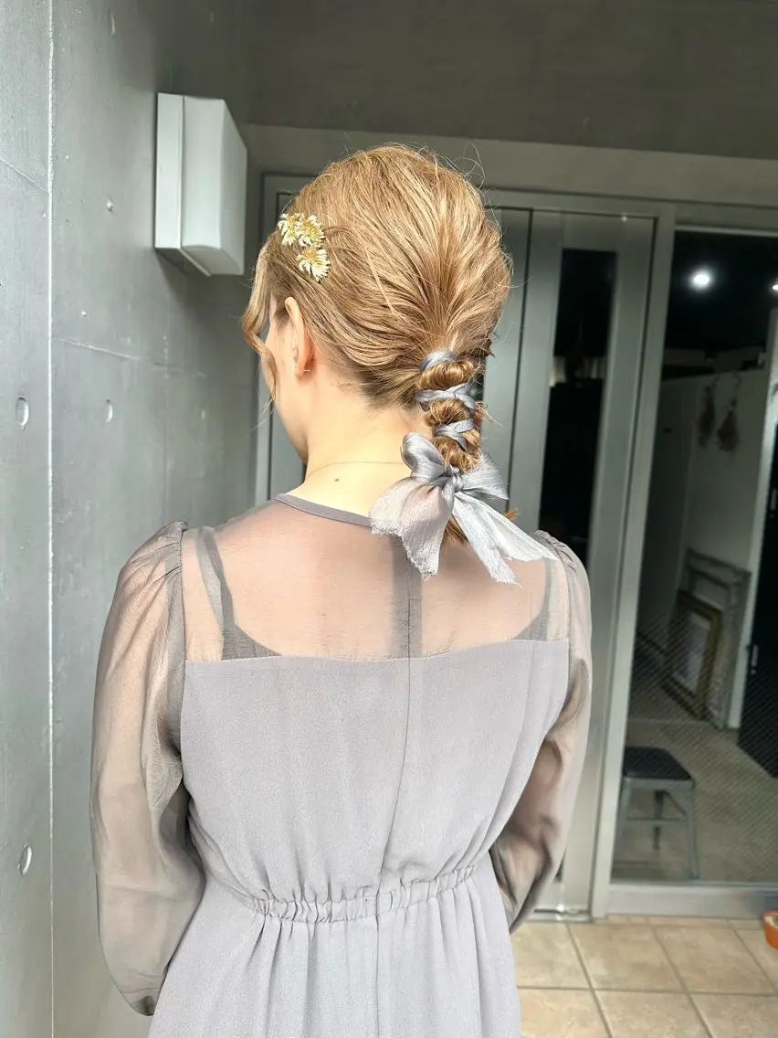 ヘアアレンジ 結婚式・ブライダル ARCANAブリーチ ダブルカラー🌟原宿のヘアスタイル