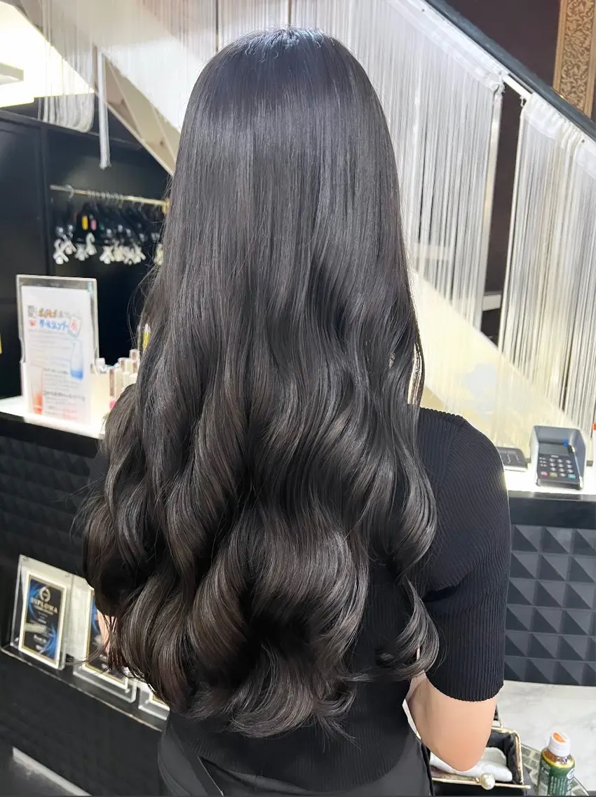 ロング カラー ベージュカラー ブラウンカラー ショコラグレージュ チョコレートブラウン ココアベージュ 艶髪 ♡Tomiyaのヘアスタイル