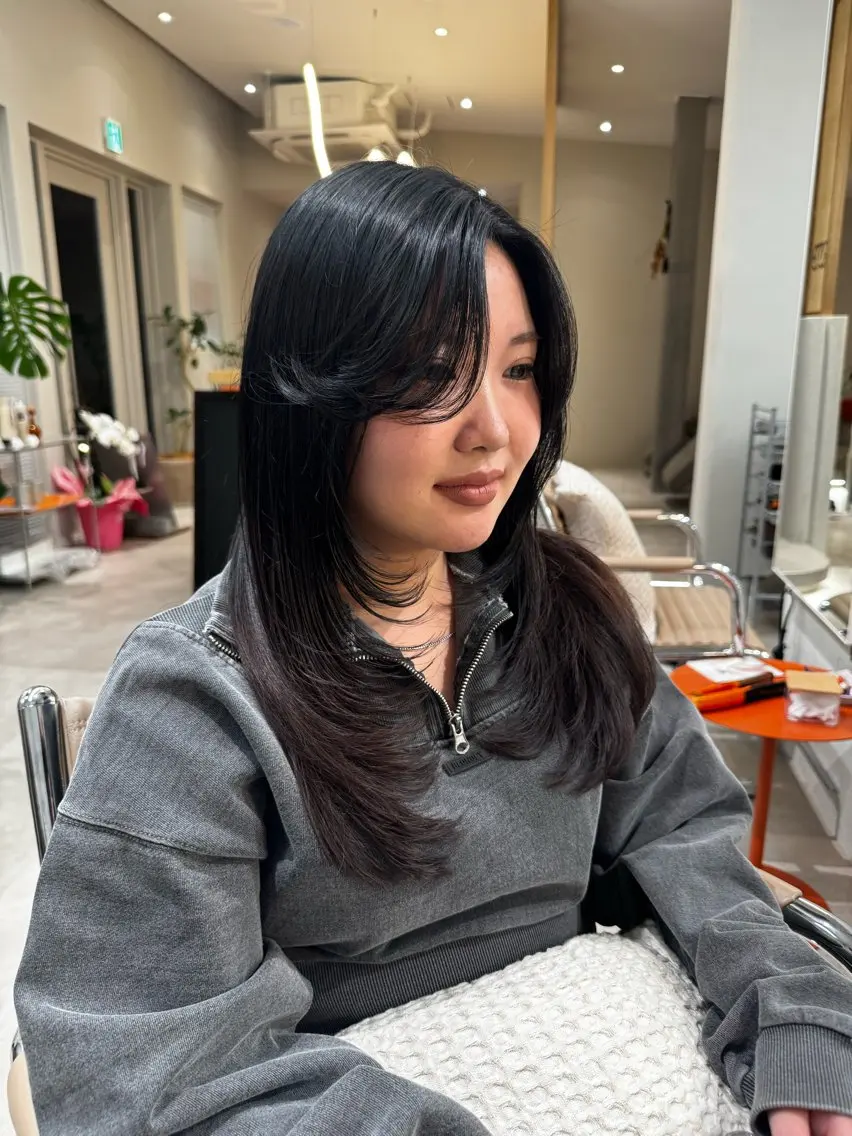ロング ロングレイヤー レイヤーカット ロング 打越 虎瑠のヘアスタイル
