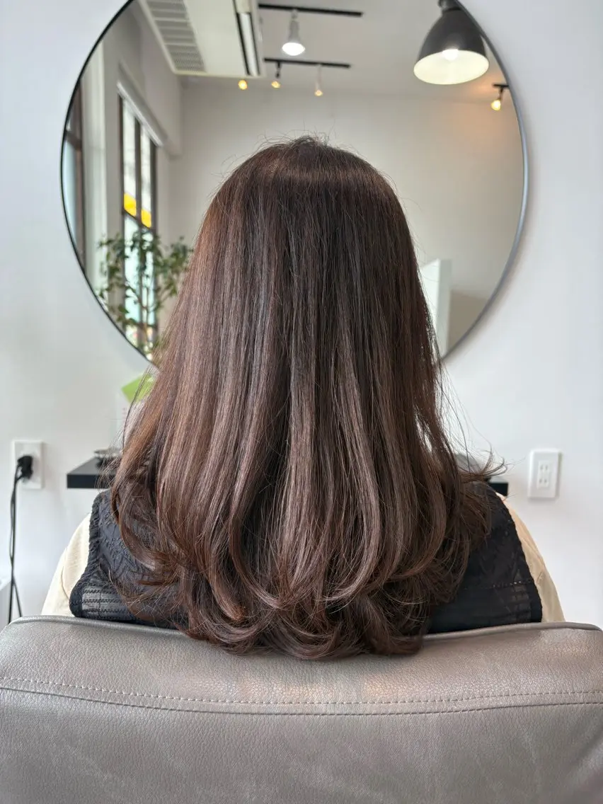 ロング 西本 美華のヘアスタイル