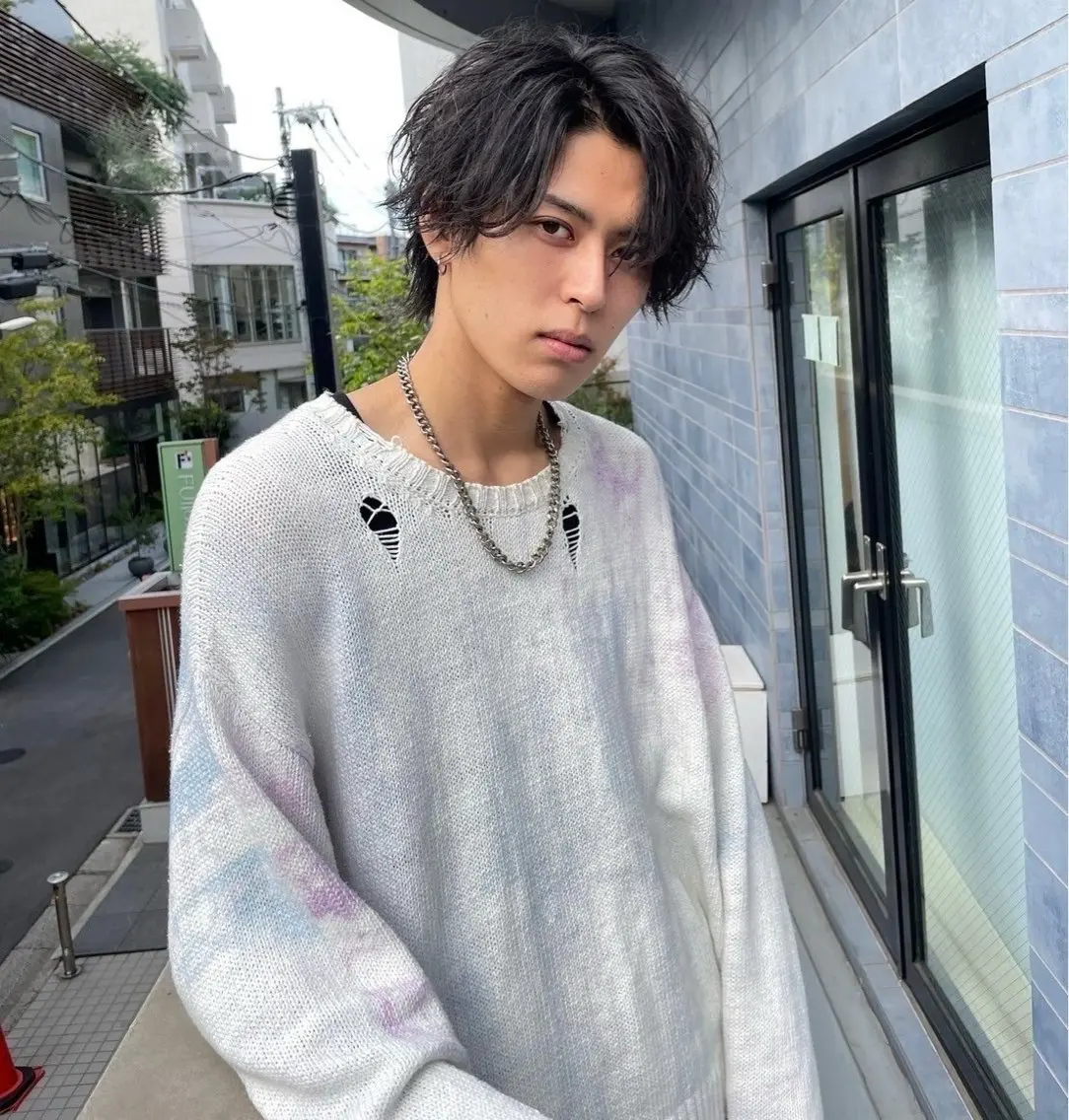 ミディアム メンズ ✨髪質改善✨ハイトー ンカラー⭐️藤沢のヘアスタイル