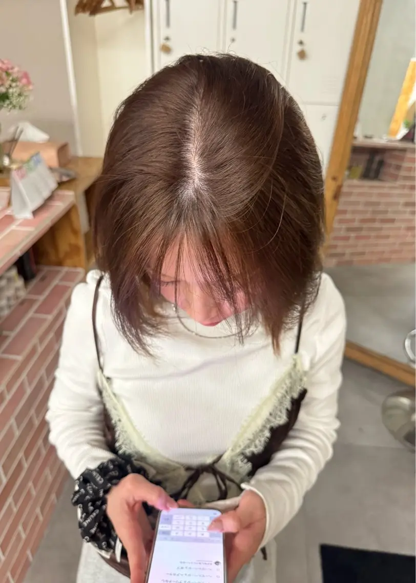 ヘアカラー 🌙ヘーゼルベージュ レイヤーカット🌙のヘアスタイル