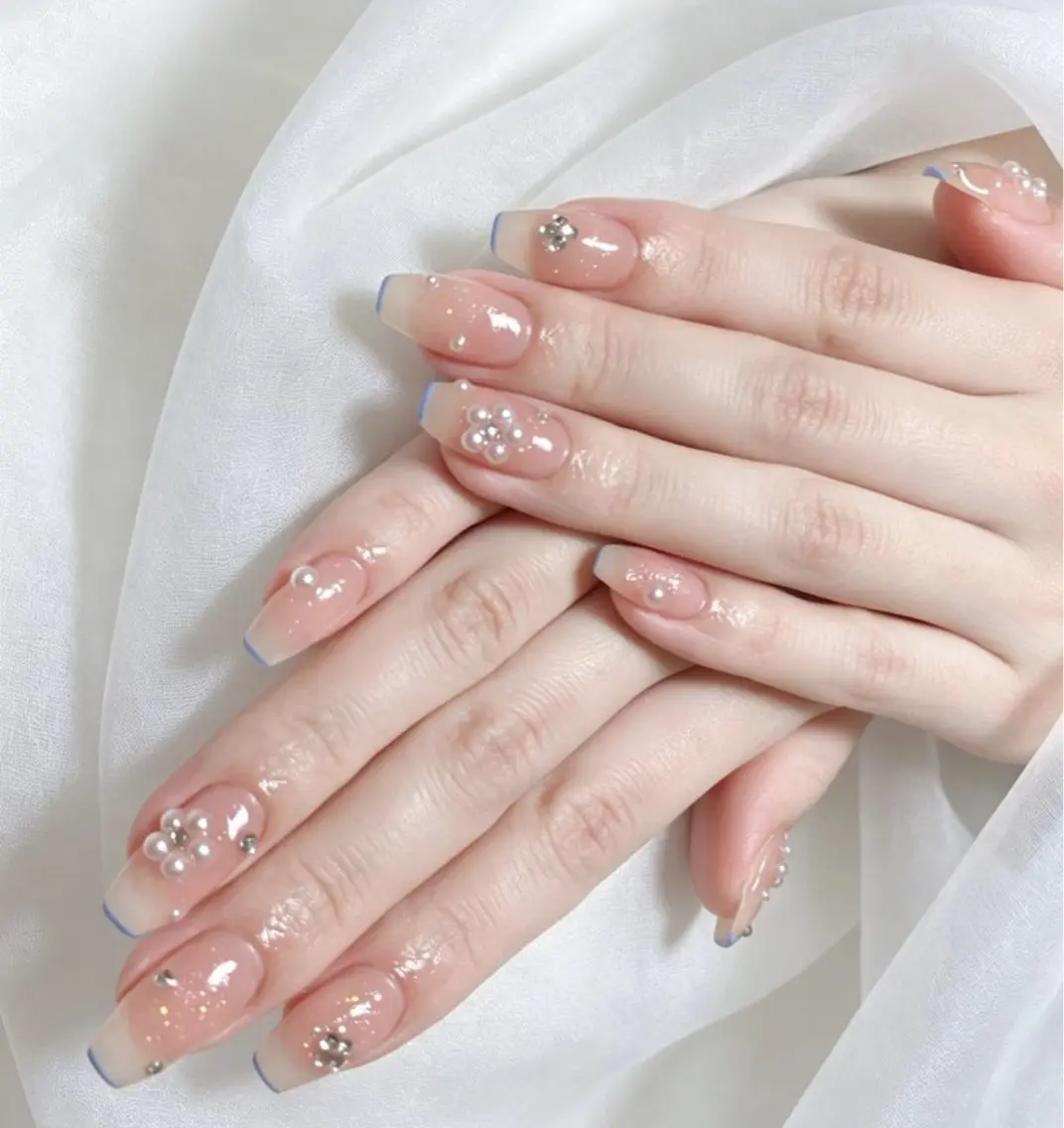 ネイル アオイnail モモのネイルデザイン