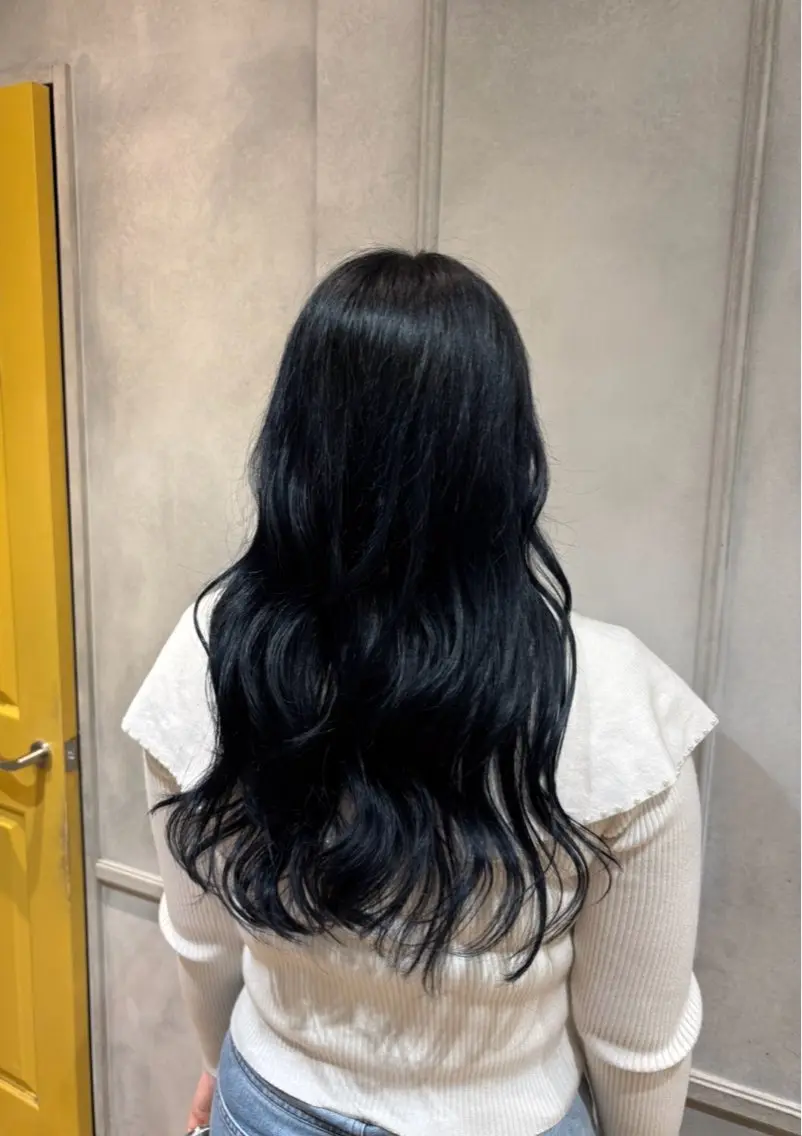 カラー ヘアカラー 新井 真央のヘアスタイル