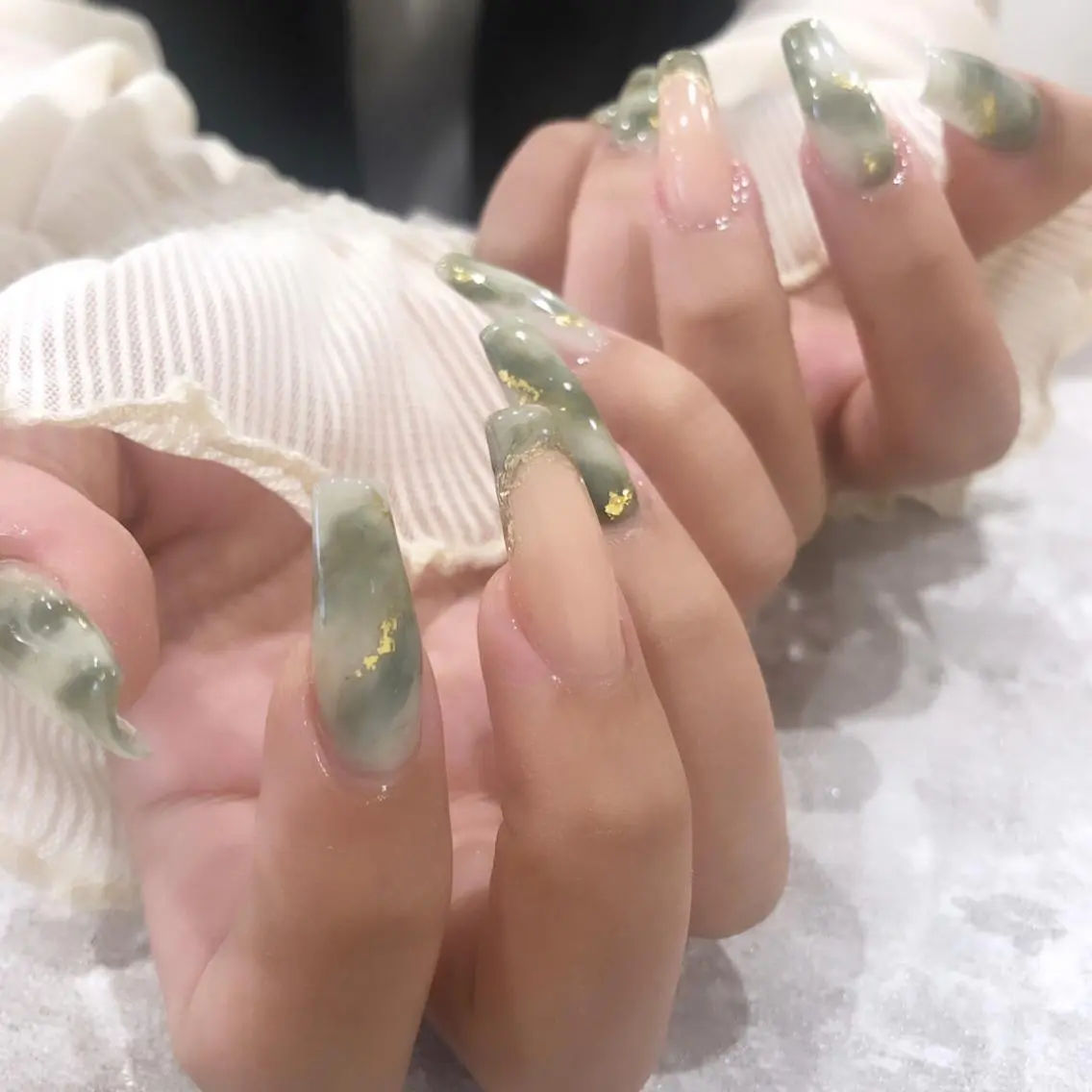 ネイル グリーン 大理石ネイル(マーブル) ホワイト ハンドネイル JOLIESSE Ayumiのネイルデザイン
