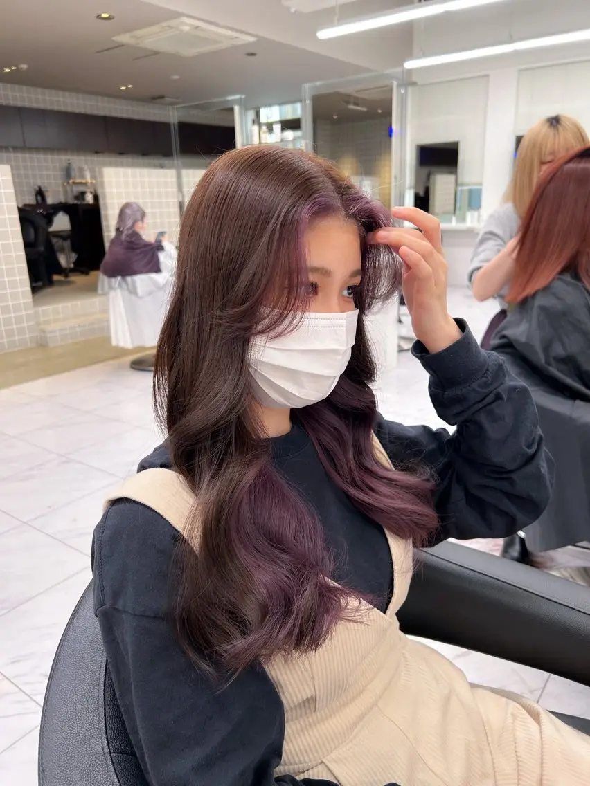 ロング 抜け感レイヤー︴ ニュアンスカラーのヘアスタイル
