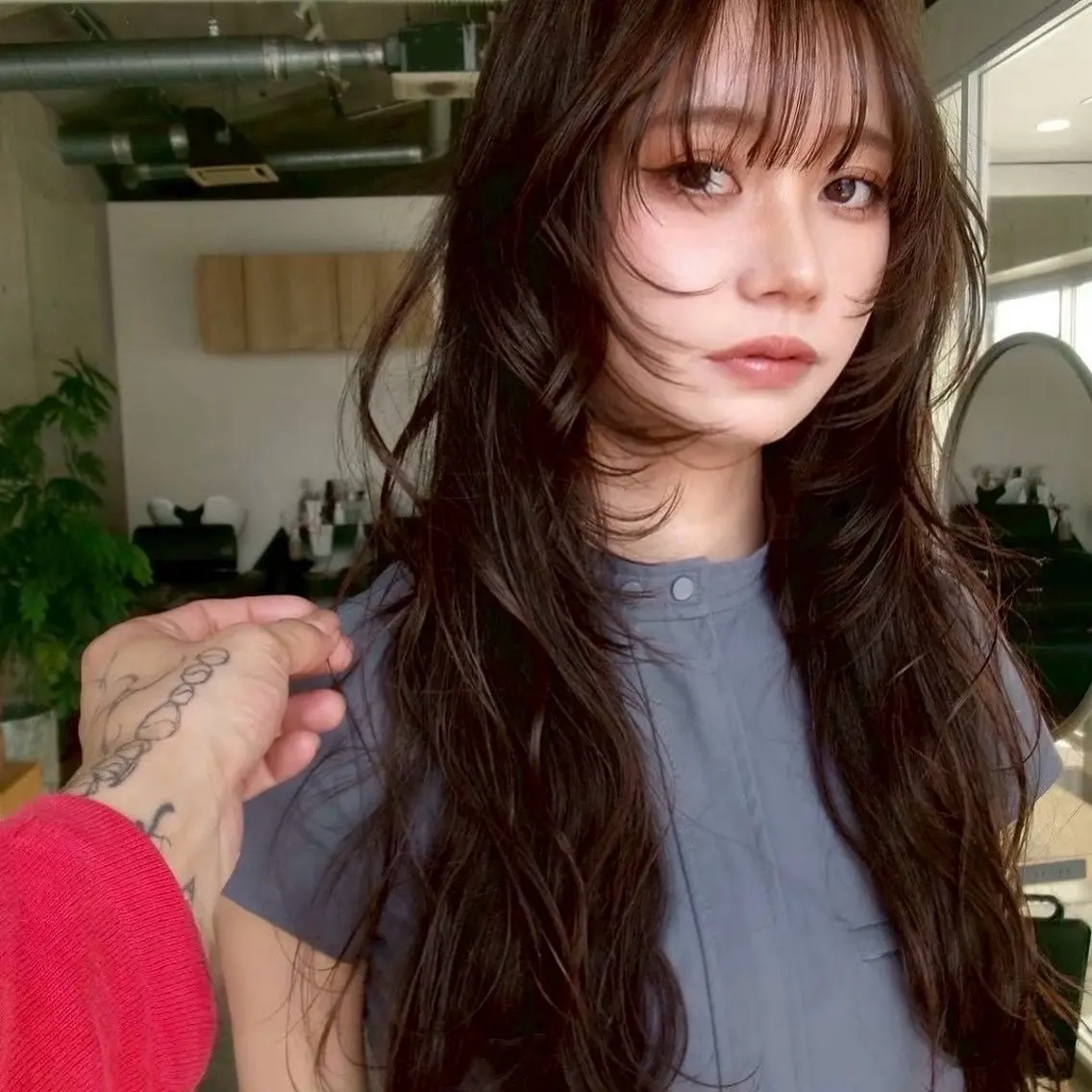 ロング 星野花月 🍇暖色カラー🫐のヘアスタイル