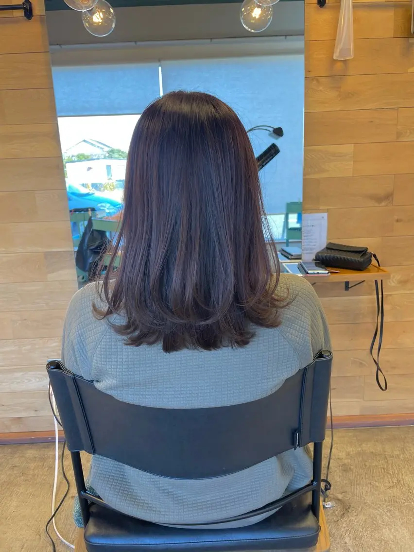 セミロング 畑村 まゆみのヘアスタイル