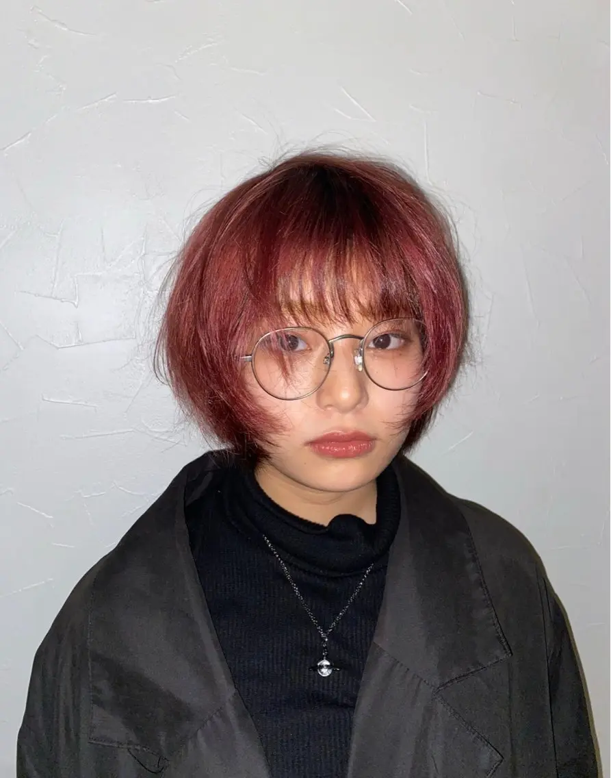 ショート カラー ブリーチ 透明感カラー ブリーチなしカラー 髪質改善 トリートメント 【ただの天才 🎨】のヘアスタイル