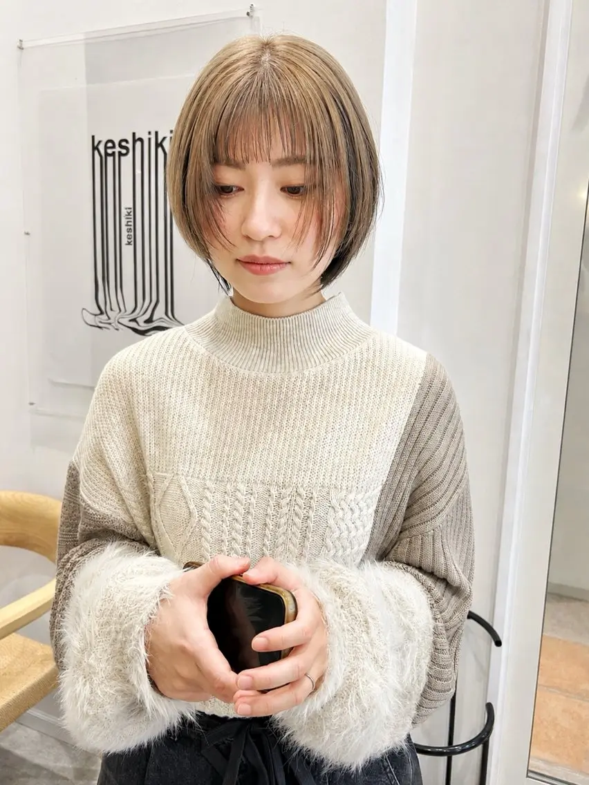 ショート カラー ショートボブ ボブ ショートヘア カット ヘアカラー トリートメント KAZU/レイヤー /ミルクティー/艶髪のヘアスタイル