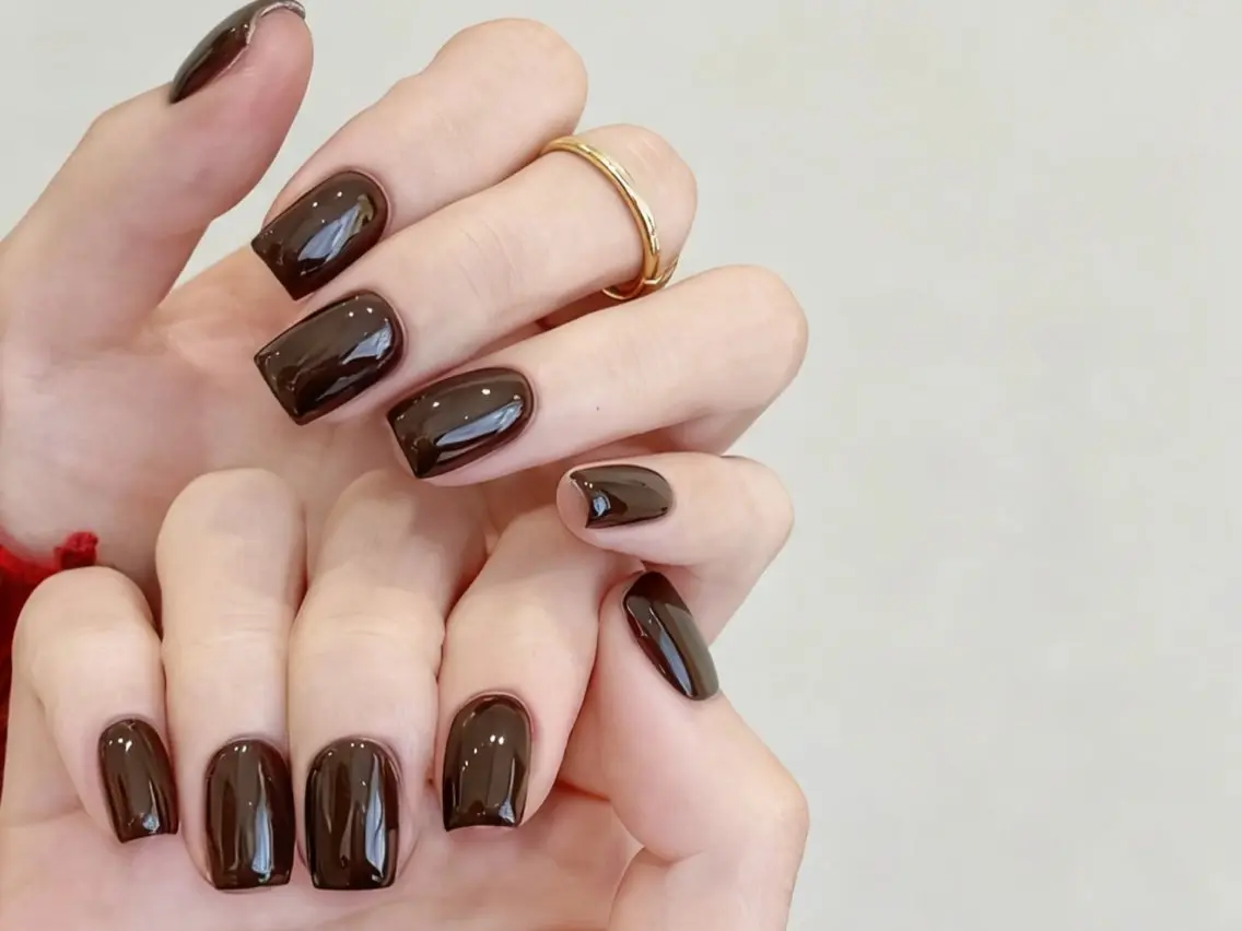 メンズ ネイル メンズ韓国風 オーロラネイル チークネイル 長さ出し フレンチネイル ハンドネイル ハンドケア NEW NAIL 池袋🔥🧲のネイルデザイン