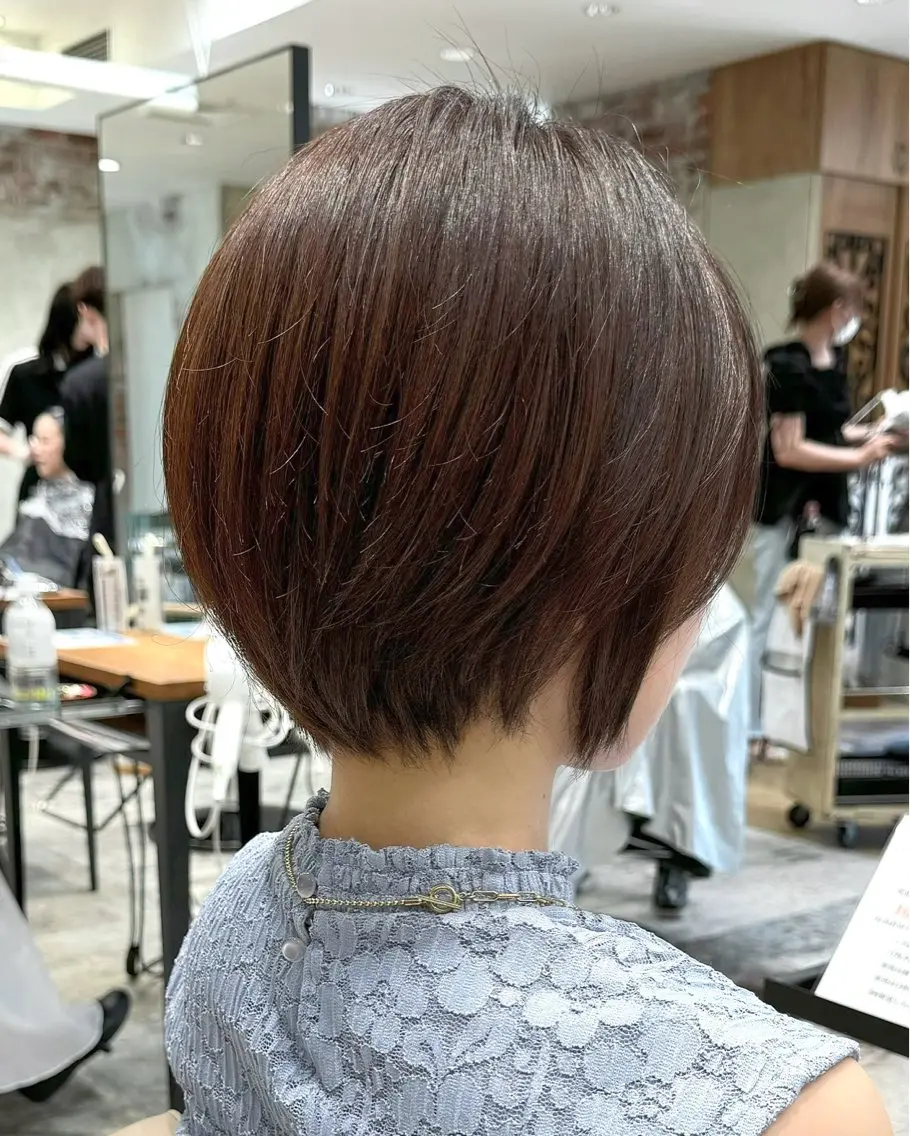 ショート カラー カット トリートメント 💍新宿ショート 💍岩田莉奈のヘアスタイル