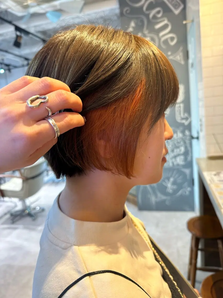 ショート カラー ベージュカラー 透明感カラー オレンジ ヘアカラー トリートメント 七井 香奈 (なないかな)のヘアスタイル