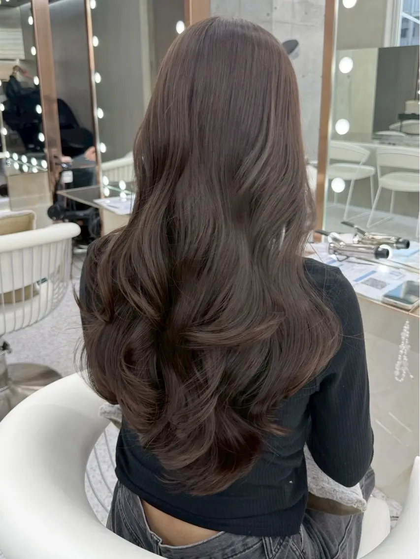 ロング 大宮 韓国系 ワンカラー 二響のヘアスタイル