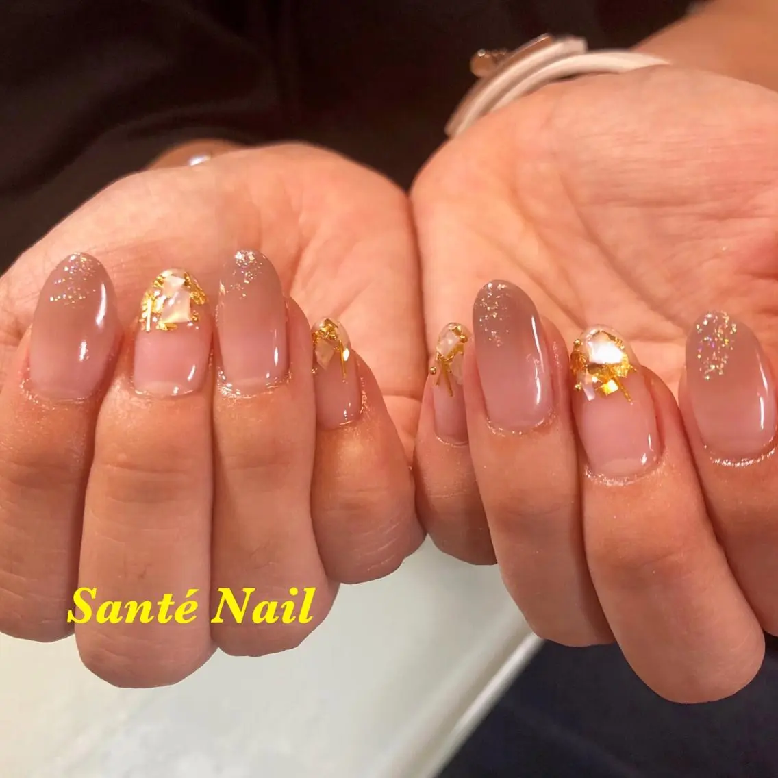 ネイル グラデーション キラキラネイル ニュアンスネイル SantéNail SAYAKAのネイルデザイン