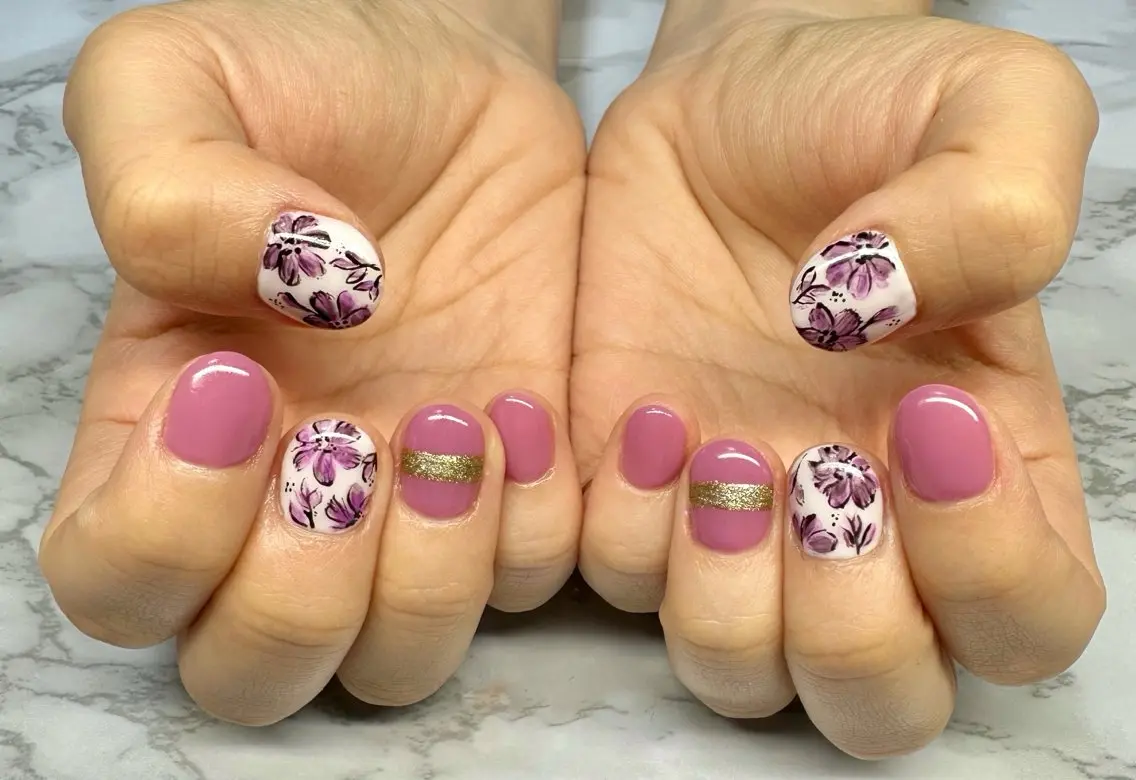 ネイル アートネイル オーロラネイル ラメ(グリッター) ニュアンスネイル Mai’s nailのネイルデザイン