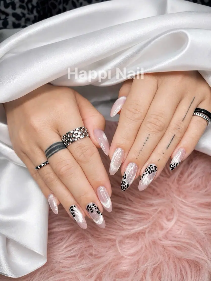 ネイル アートネイル フレンチネイル ジェルネイル 韓国ネイル マグネットネイル HAPPI NAIL 大国町のネイルデザイン
