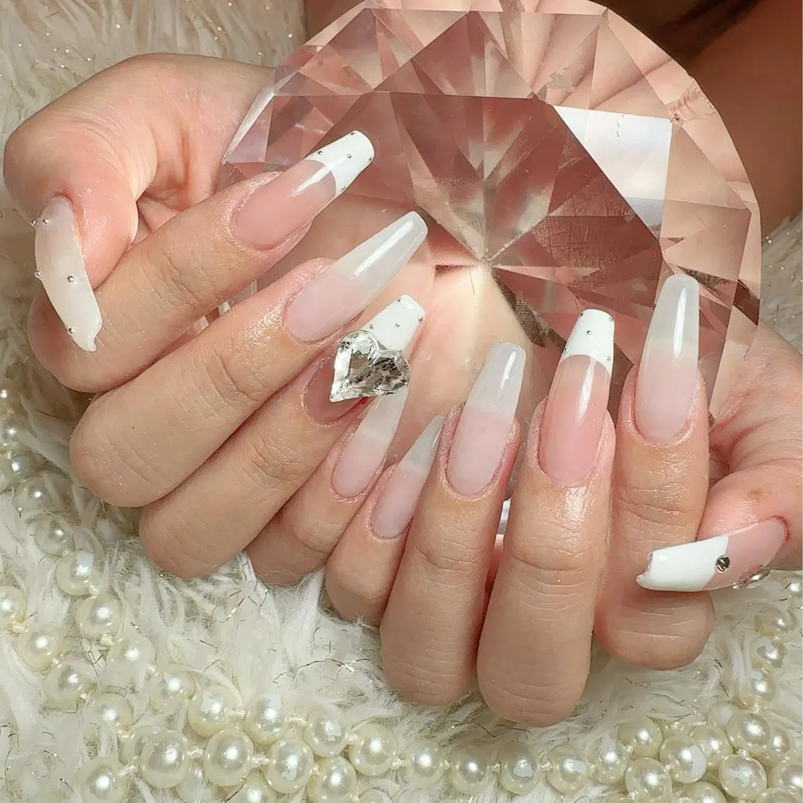 ネイル EMU NAILのネイルデザイン
