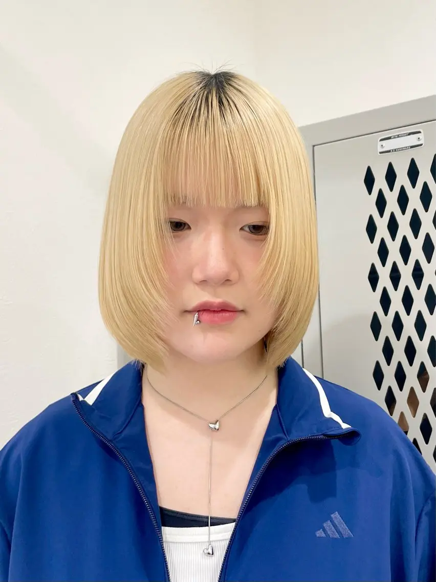 ショート カラー 顔まわりレイヤー 顔周りカット レイヤーカット カット ⭐トレンドカット&カ ラーCocoro🪿のヘアスタイル