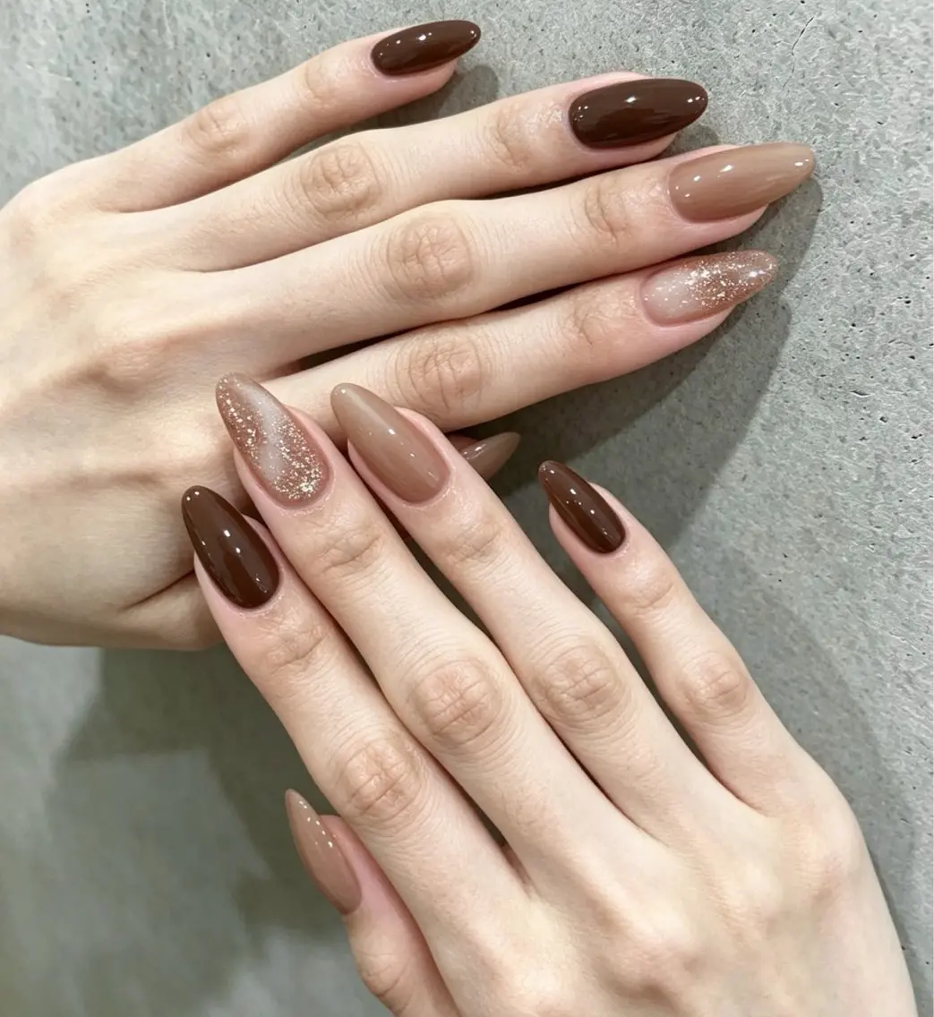 ネイル ワンホンネイル 朝倉 澪のネイルデザイン