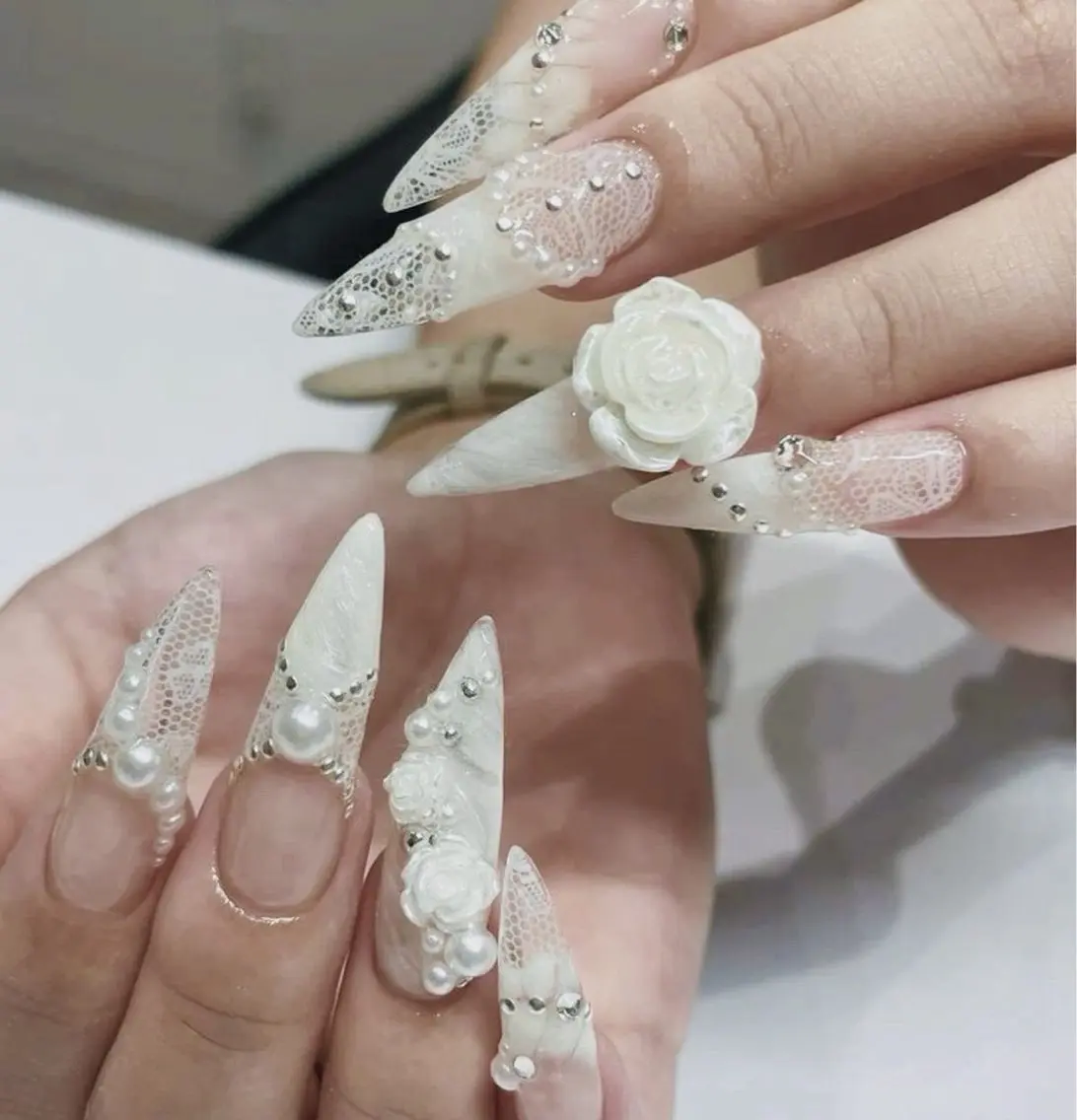 ネイル 韓国ネイル マグネットネイル 持ち込み ハンドネイル Mimi Nail_Royalのネイルデザイン