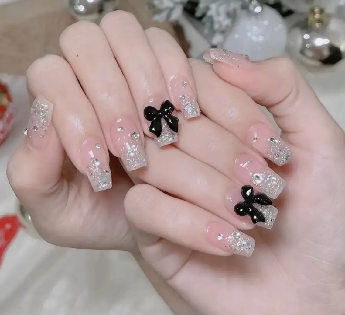 ネイル クリアネイル 長さ出し フラッシュネイル フレンチネイル ジェルネイル ハンドネイル kana nailのネイルデザイン