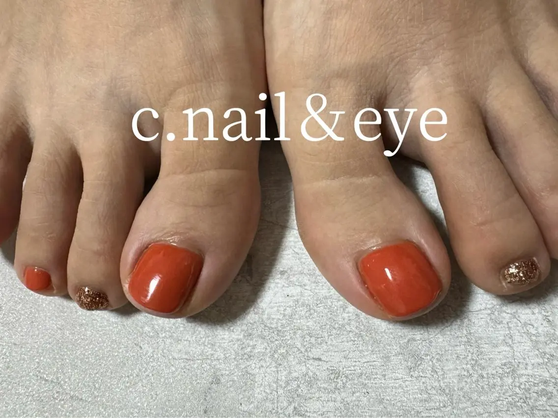 ネイル 入学式 フラッシュネイル フットネイル 卒業式 氷ネイル・うるうるネイル フットネイル C.Nail &Eyeのネイルデザイン