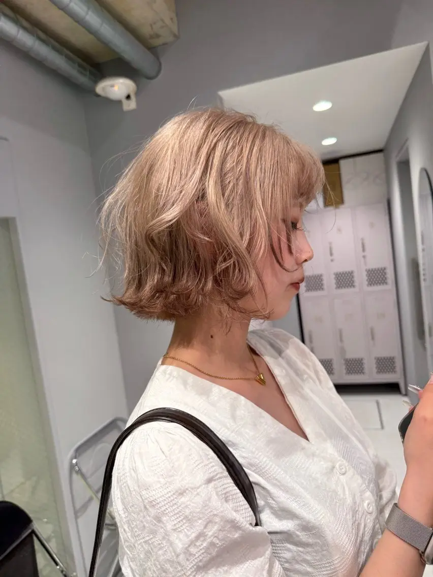 ミディアム カラー ヘアアレンジ 新宿髪質改善 透明感カラーのヘアスタイル