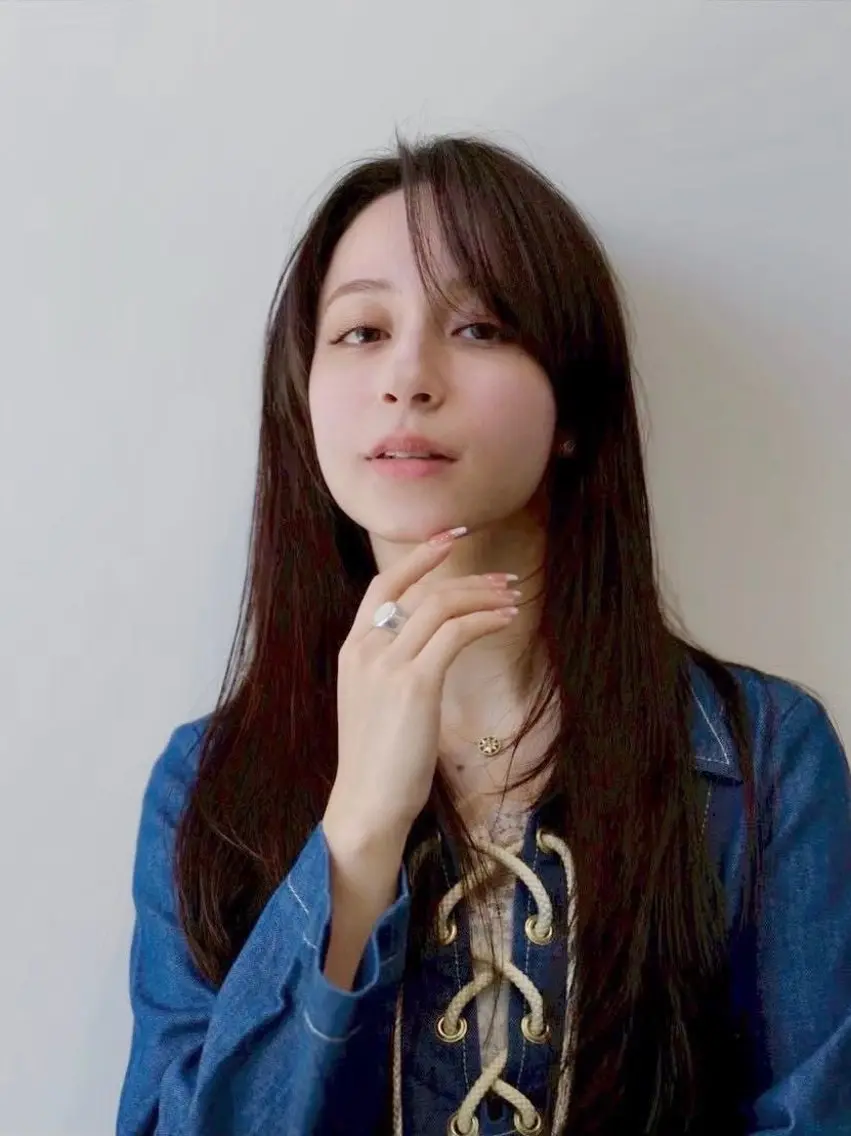 ロング カット ヘアカラー トリートメント Takane .のヘアスタイル