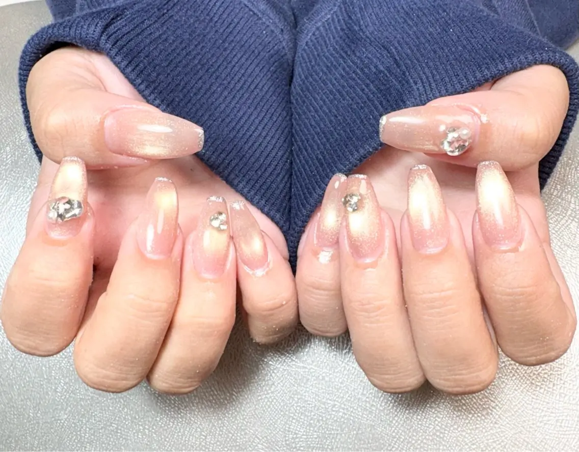 ネイル マグネットネイル オフィスネイル ✨韓国✨nail salonLumieのネイルデザイン