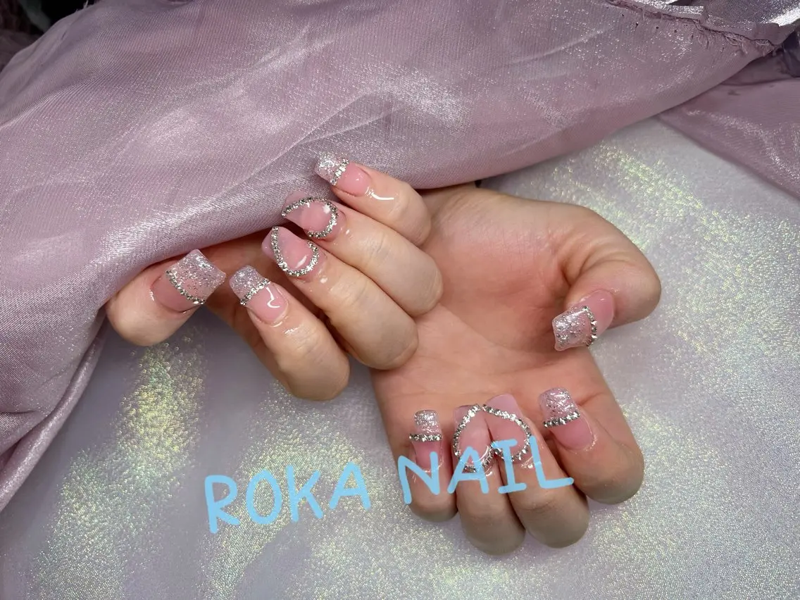ネイル ハンドネイル 長さだし専門店 ROKANAILのネイルデザイン