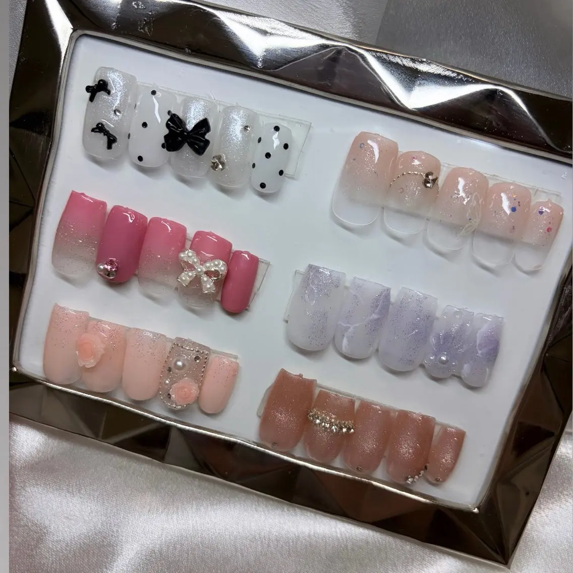 ネイル ハンドネイル emilia nailのネイルデザイン