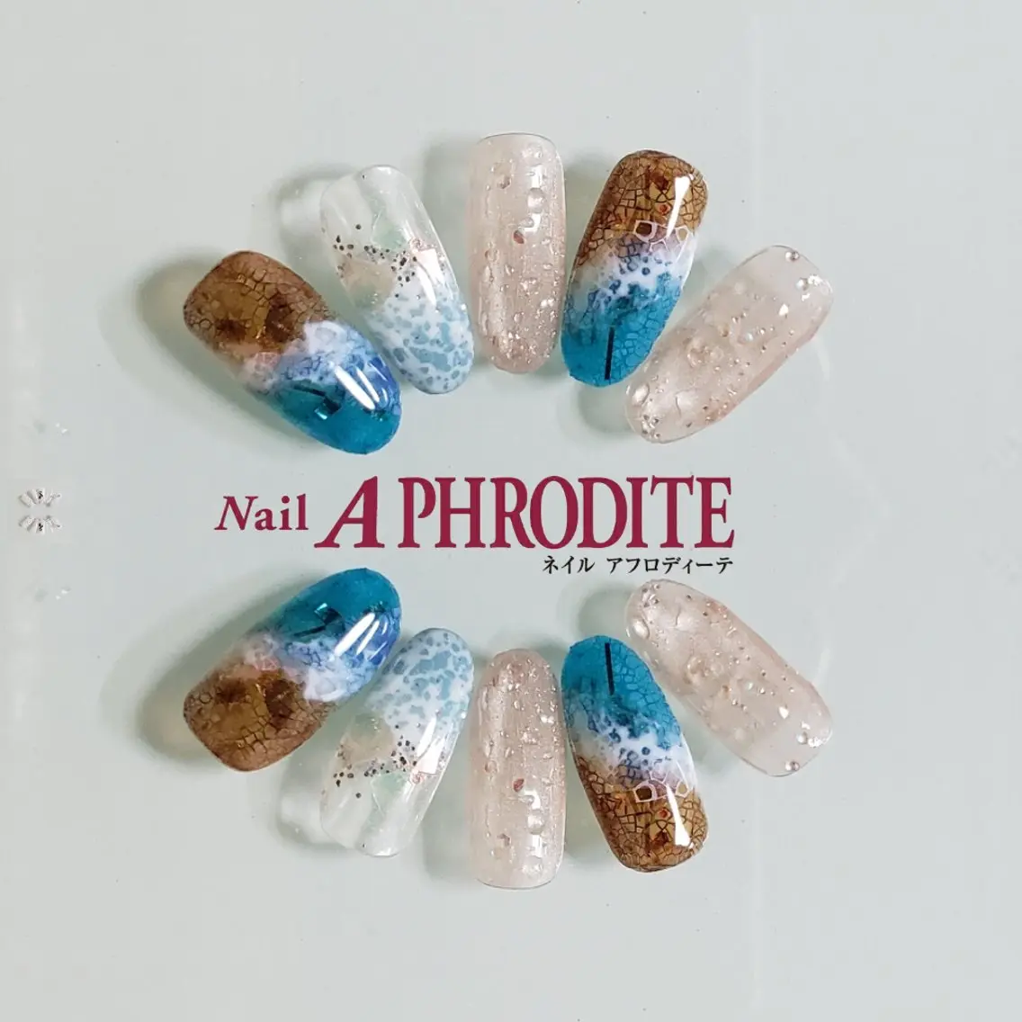 ネイル ジェルネイル ニュアンスネイル スカルプネイル ソフトジェル ネイルチップ ハンドネイル Nail Aphroditeのネイルデザイン