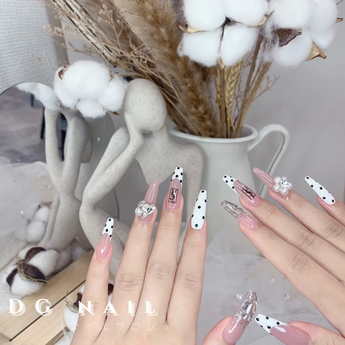 ネイル ハンドネイル DG nailのネイルデザイン