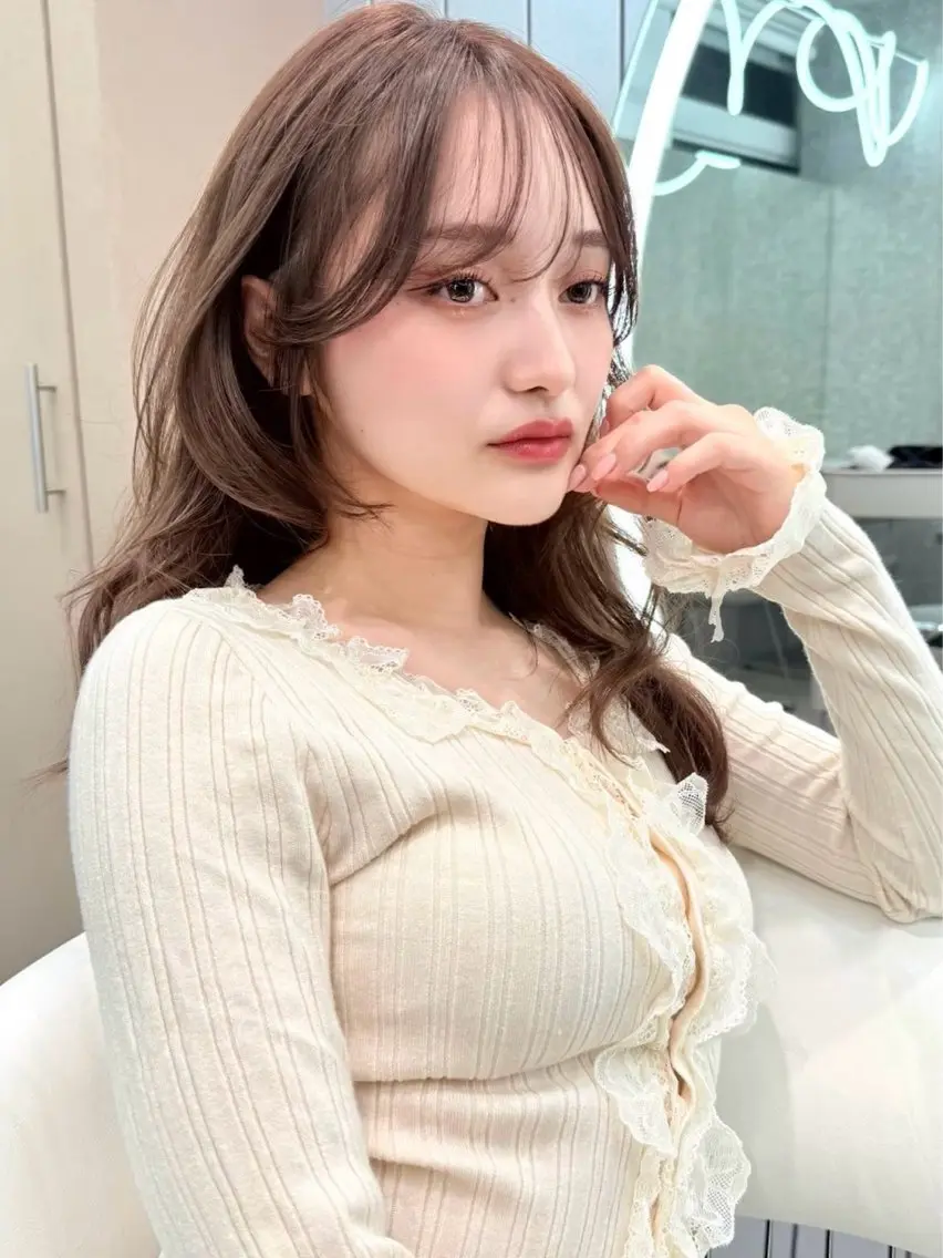 ロング カット ヘアカラー トリートメント 大宮🤍縮毛矯正 レイヤー🪽なるのヘアスタイル