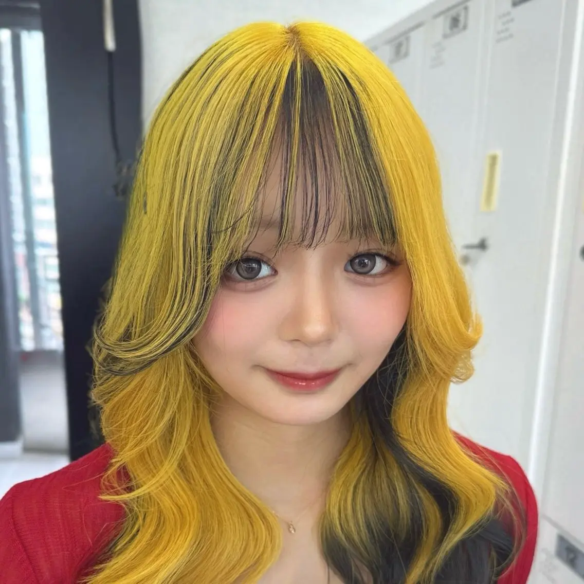 セミロング カラー 透明感•ハイトーン /🪽ゆずほ🪽のヘアスタイル
