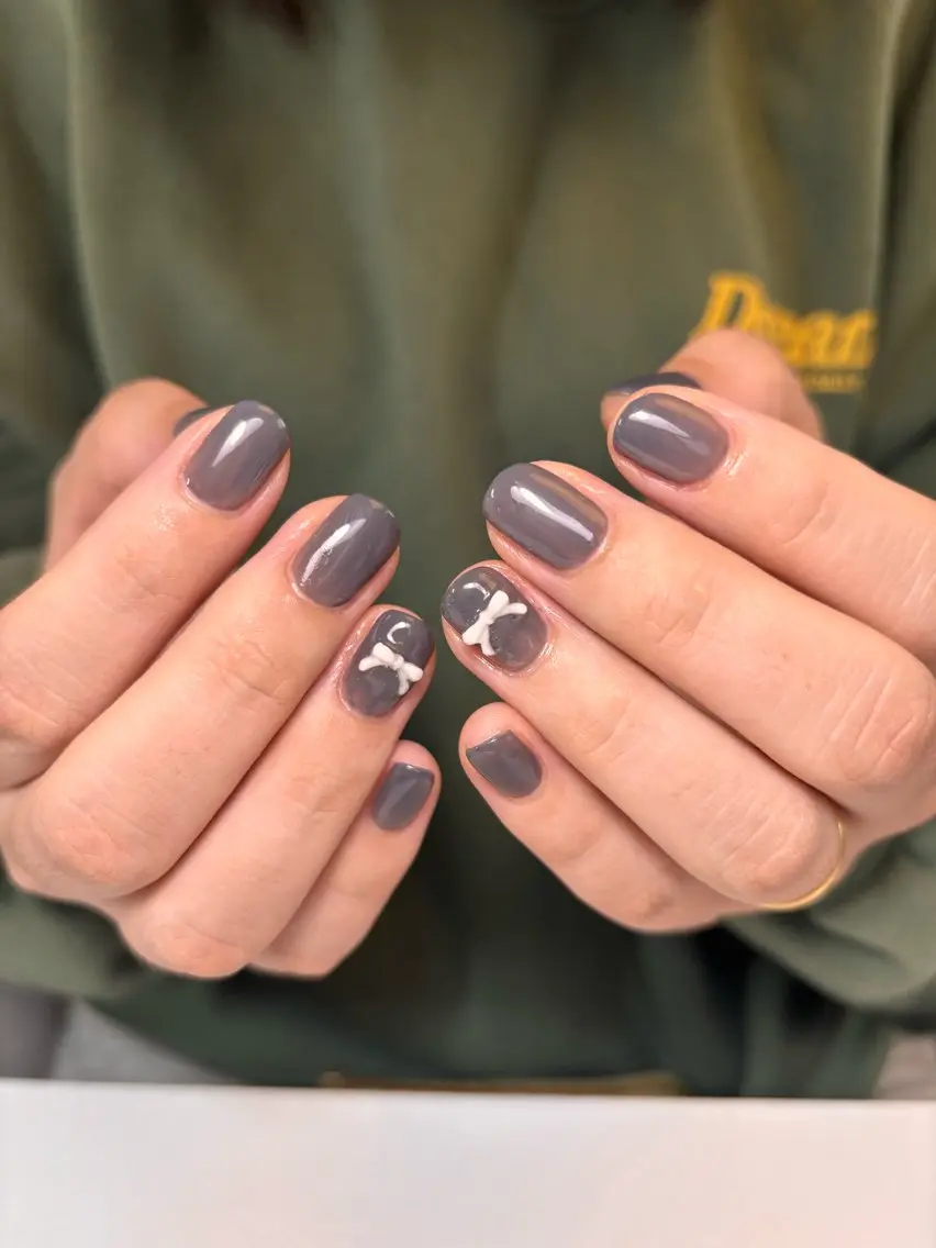 ネイル リボン ハンドネイル is..nail 🌷sonokoのネイルデザイン