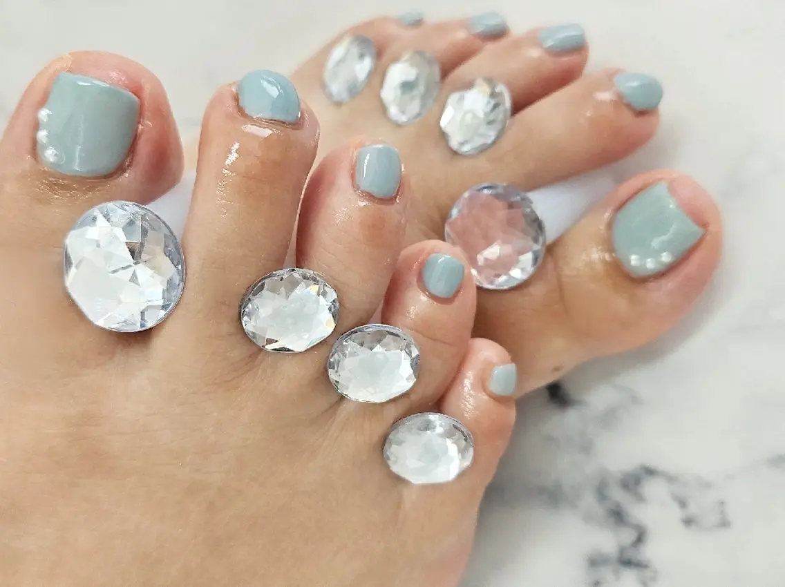 ネイル フットネイル NailSalon LuireYUUNAのネイルデザイン