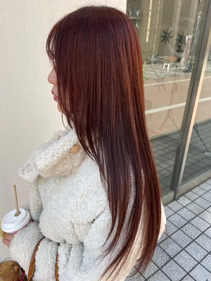ロング ヘアカラー ナチュラルカラー 児玉優香のヘアスタイル