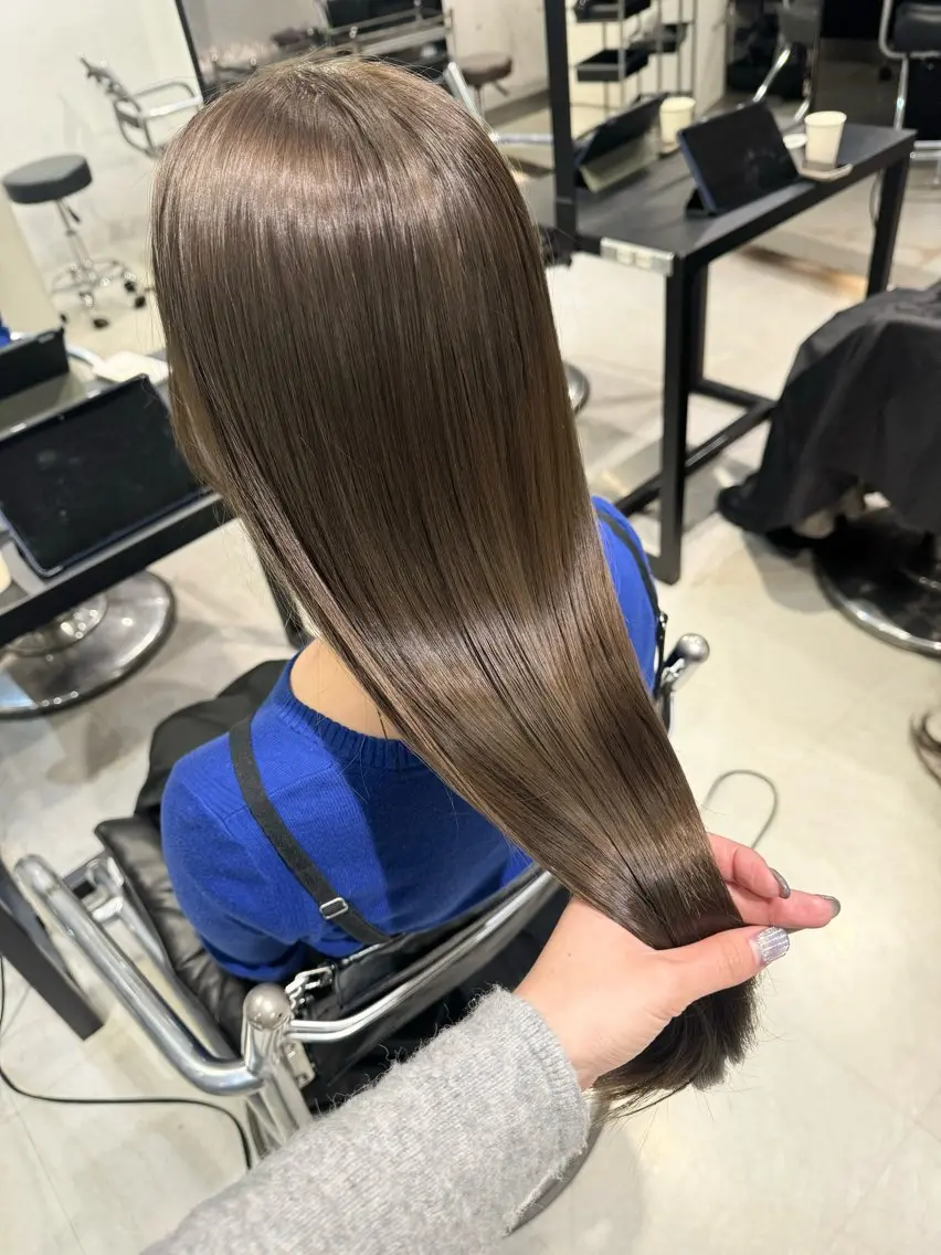 セミロング カラー パーマ ヘアアレンジ 透明感/オリーブ/ グレージュ/YUKAのヘアスタイル