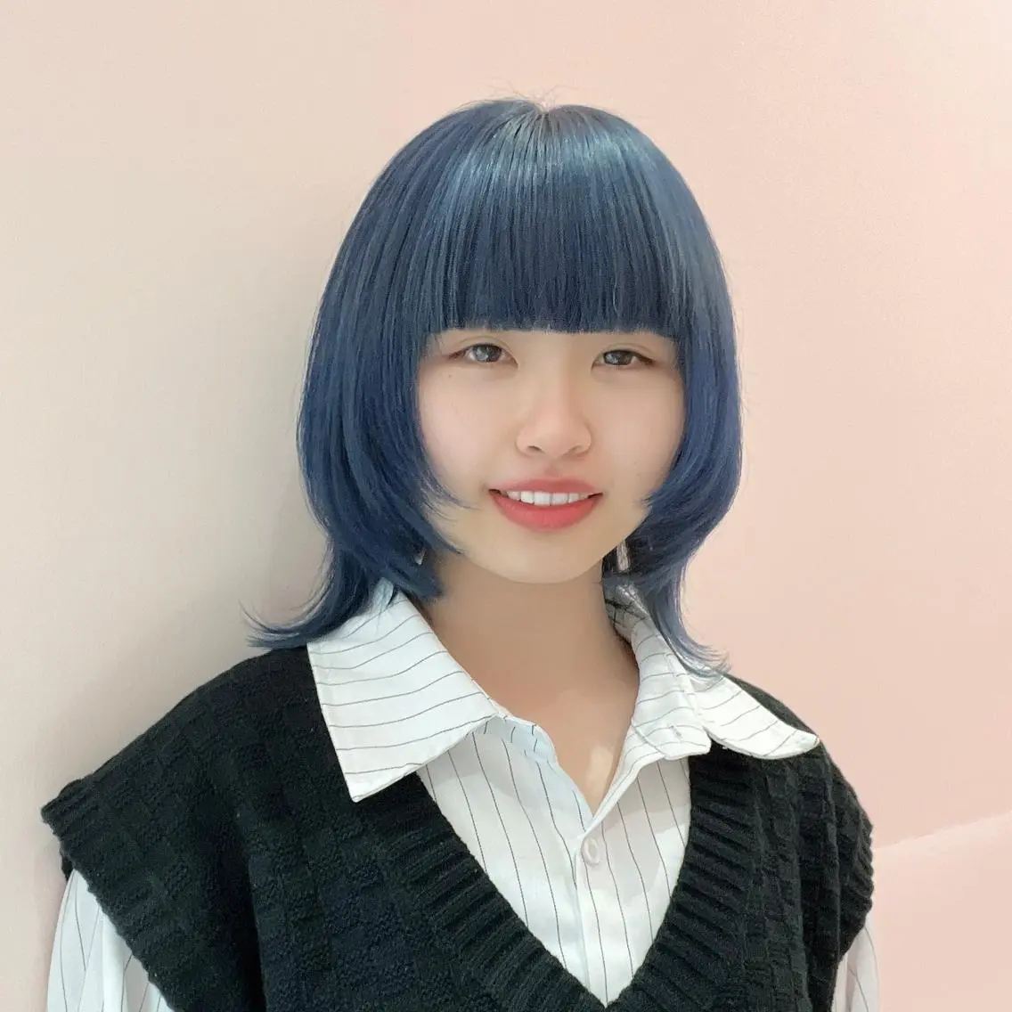 ショート カラー ヘアカラー 🩵ブリーチカラー MIORI🩵のヘアスタイル