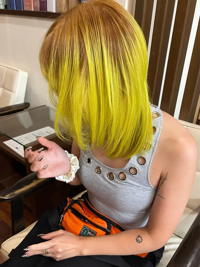 ミディアム カラー ブラウンカラー カット ヘアカラー トリートメント 田室 和幸のヘアスタイル