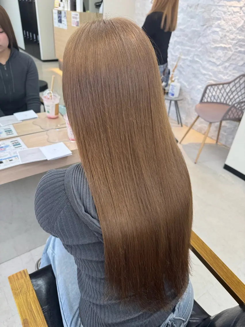 ロング カラー ベージュカラー ブリーチ ブラウンカラー ブラウンベージュ くすみブラウン ALEAP owl 平野 宏樹のヘアスタイル
