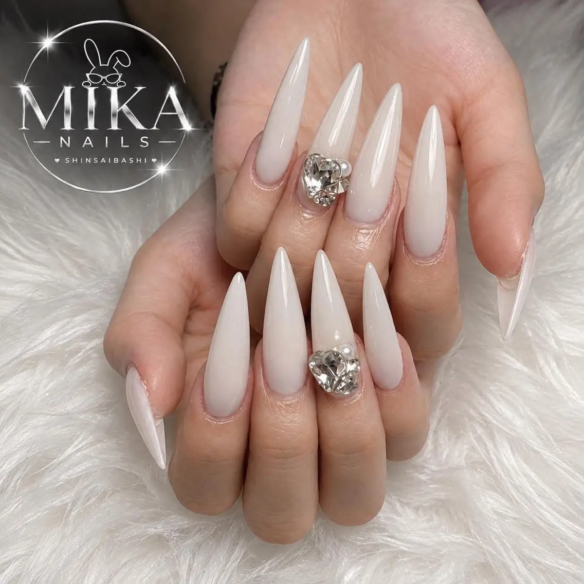 ネイル アートネイル チークネイル ドット フットネイル フレンチネイル ハンドネイル KIMU MIKA.NAILのネイルデザイン